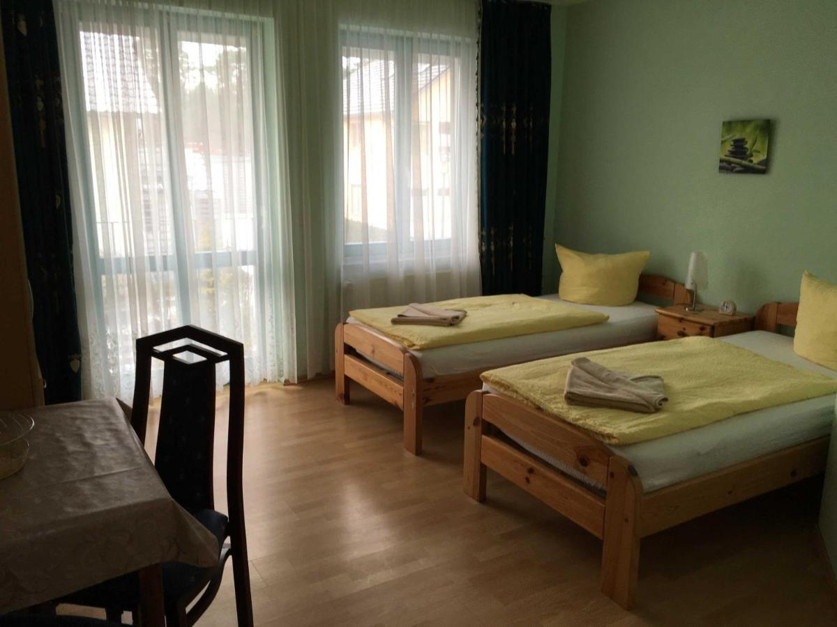 Ferienhaus, Doppelhaushaelfte In Seebad Ahlbeck 塞巴特黑灵斯多夫 外观 照片